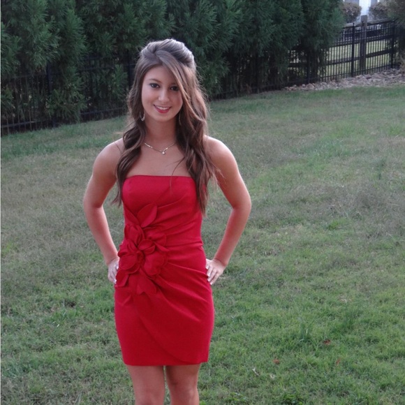 Jessica McClintock red dress - Picture 3 of 3